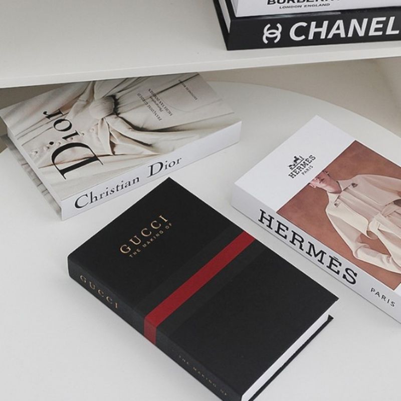 Mô hình sách trang trí chụp ảnh Mô hình sách trang trí chụp ảnh