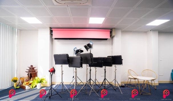 Tham khảo và nắm vững những yêu cầu dịch vụ của sudio là một yếu tố trong những lưu ý khi thuê studio bạn cần nắm rõ,…